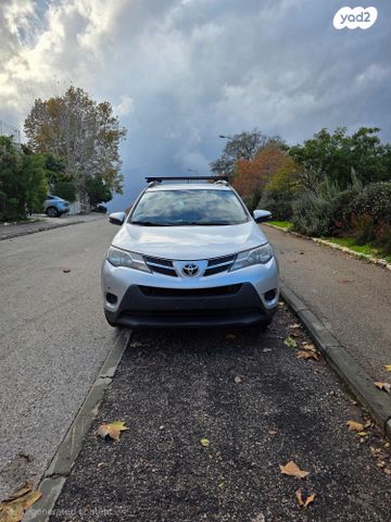 מודעת רכב טויוטה RAV4