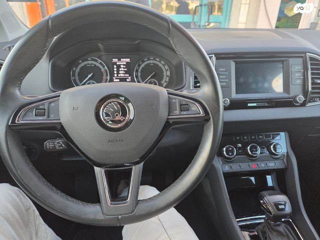 סקודה קארוק