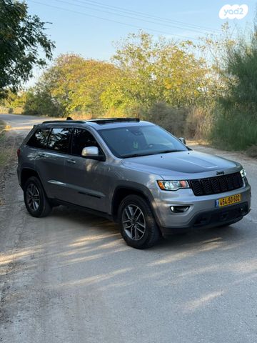 ג'יפ גרנד צ'ירוקי