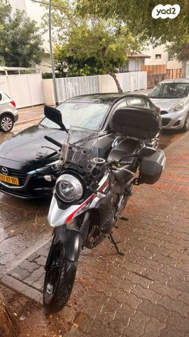 סוזוקי וי-סטרום 250