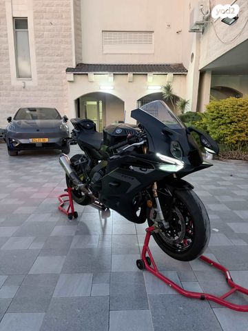 ימאהה YZF-R9