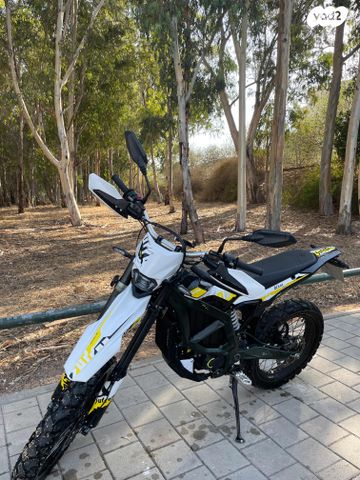 מודעת רכב סורון ULTRA BEE T