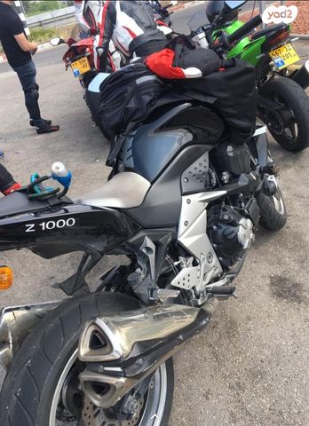 קאוואסאקי Z1000