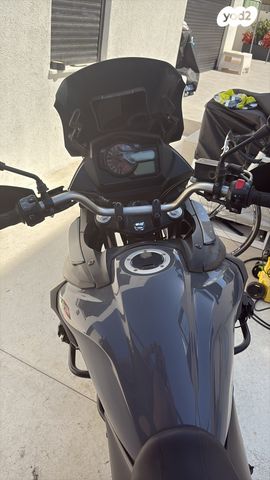 סוזוקי DL650 וי-סטרום