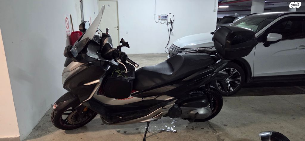 הונדה פורזה NSS300