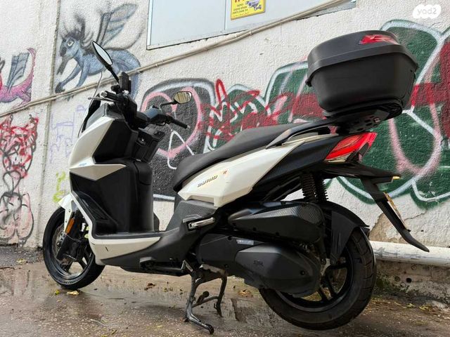 סאן יאנג ג'וירייד 300 16