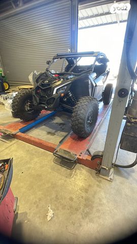 מודעת רכב בומברדיר/קאן אם