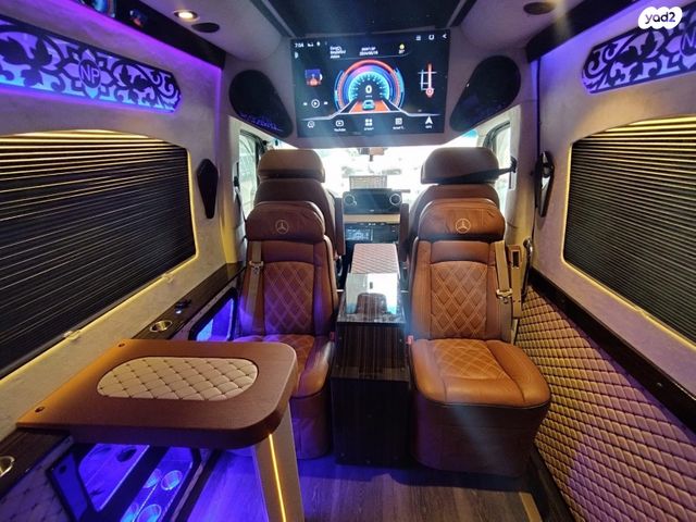 מיניבוסים ורכבי הסעות