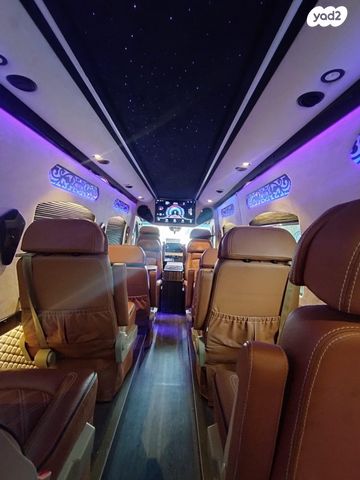 מיניבוסים ורכבי הסעות