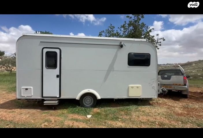 מודעת רכב נגרר (קראוון נגרר)