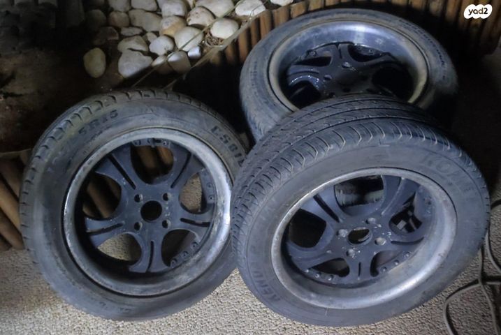 feedItemObj.data.row_1