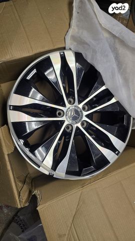 feedItemObj.data.row_1