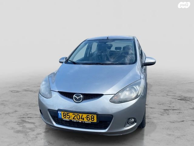 מודעת רכב מאזדה 2