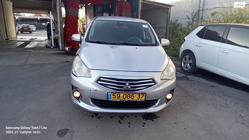 מודעת רכב מיצובישי אטראז'
