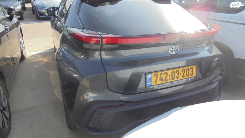 טויוטה C-HR