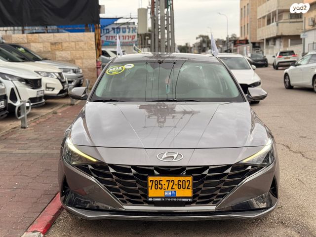 יונדאי אלנטרה