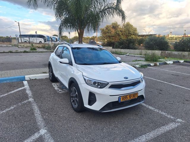 מודעת רכב קיה סטוניק