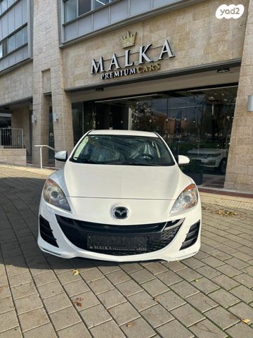 מודעת רכב מאזדה 3