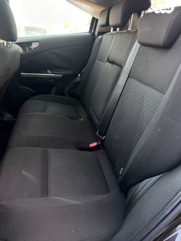 אלפא רומיאו ג'ולייטה