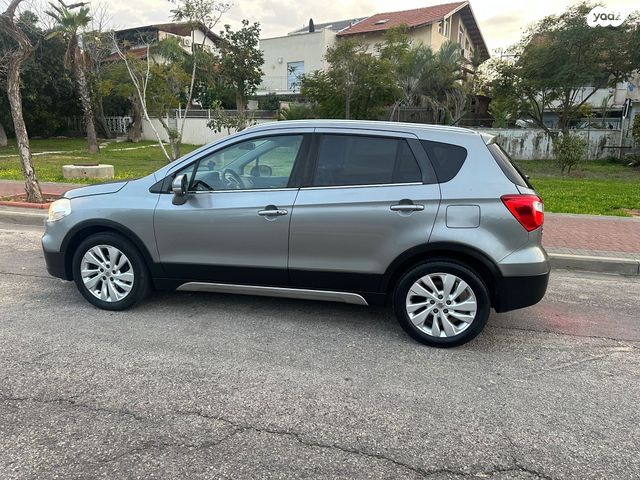 סוזוקי קרוסאובר