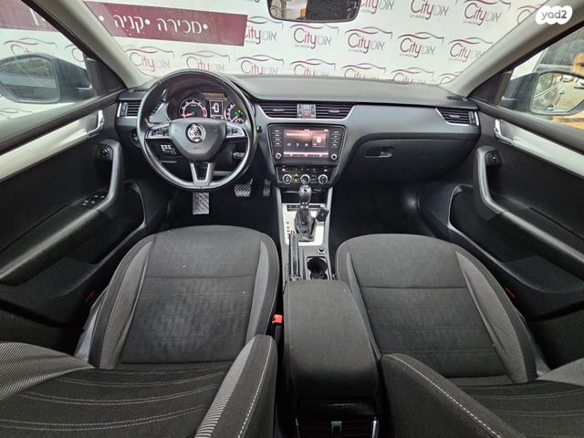 סקודה אוקטביה