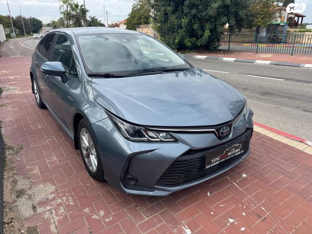 טויוטה קורולה