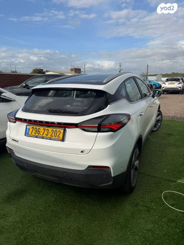 ג׳ילי Geometry C