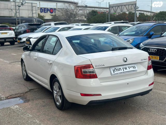 סקודה אוקטביה 