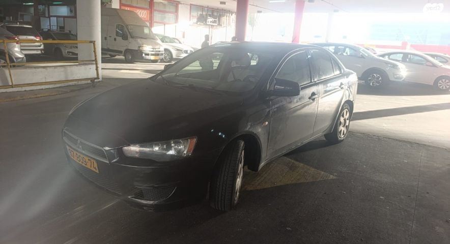 מודעת רכב מיצובישי לנסר