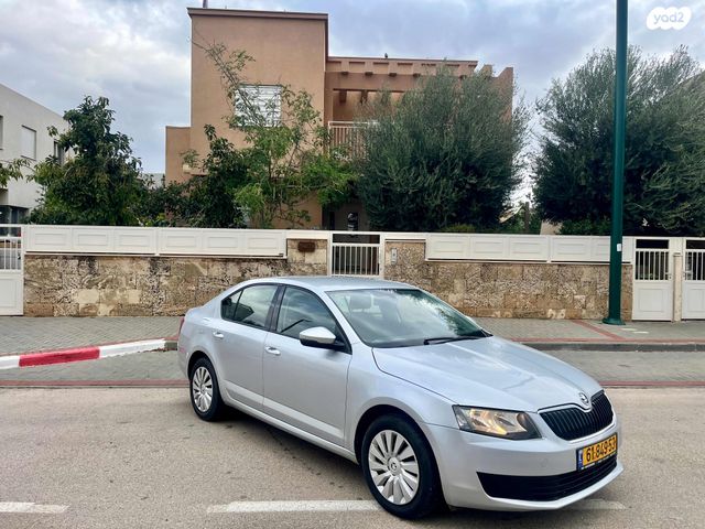 סקודה אוקטביה