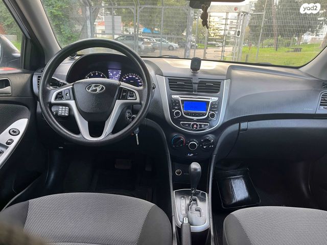 יונדאי אקסנט i25