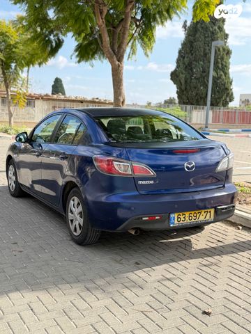 מאזדה 3