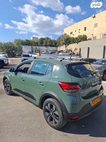 דאצ'יה סנדרו Stepway