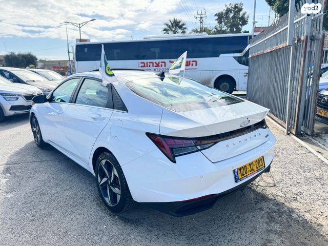 יונדאי אלנטרה