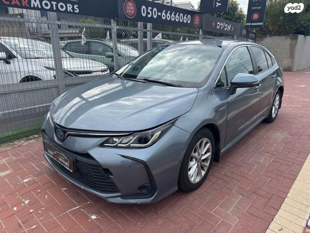 מודעת רכב טויוטה קורולה