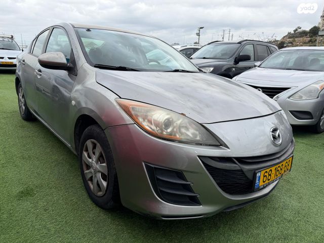 מאזדה 3