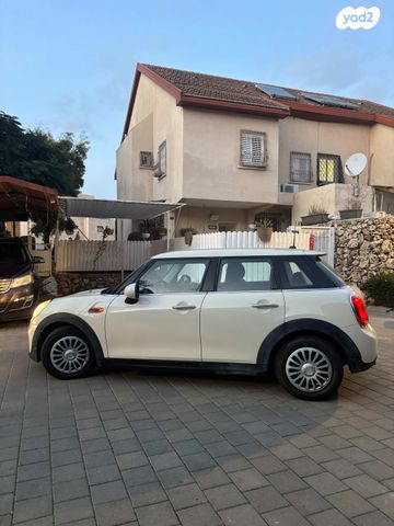 מודעת רכב מיני קופר