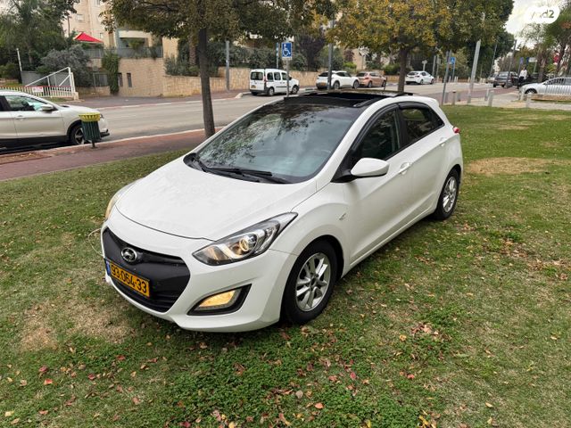 יונדאי i30