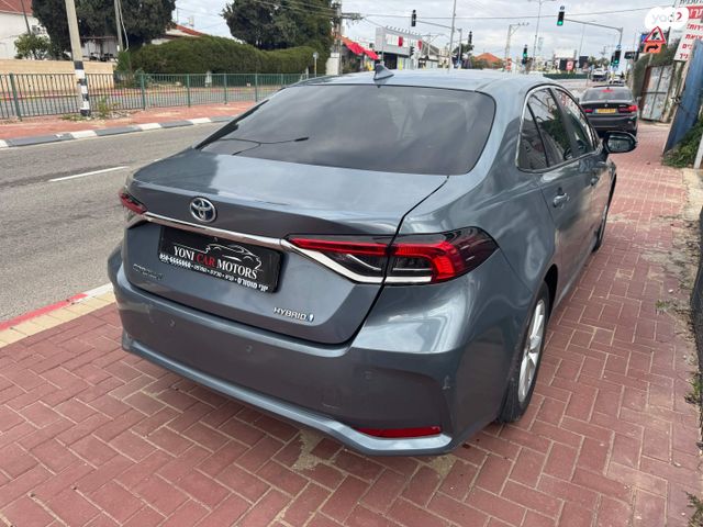 טויוטה קורולה