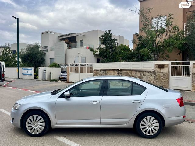 סקודה אוקטביה