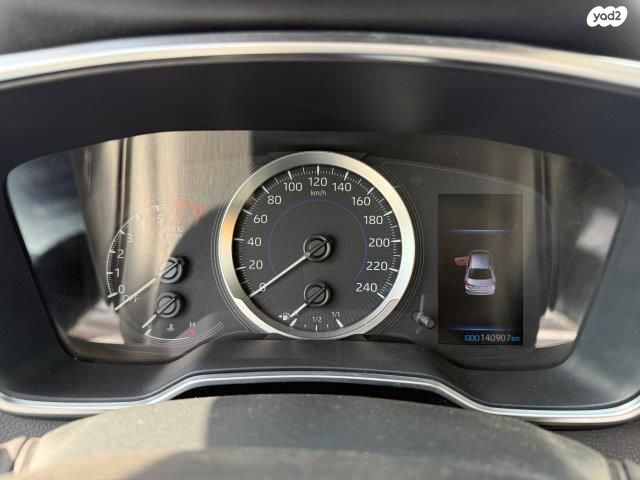 טויוטה קורולה