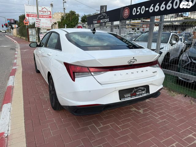 יונדאי אלנטרה