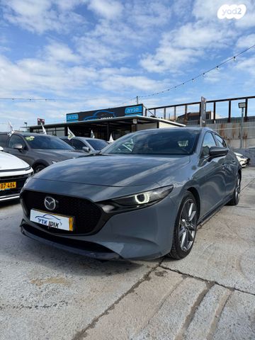 מודעת רכב מאזדה 3