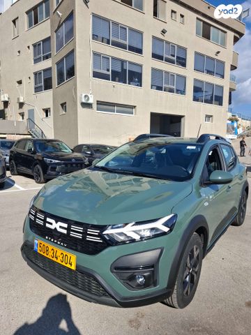 מודעת רכב דאצ'יה סנדרו Stepway