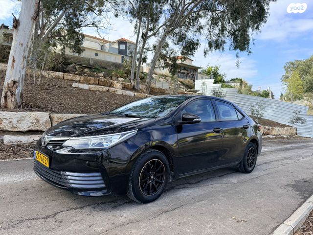 טויוטה קורולה