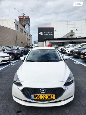 מודעת רכב מאזדה 2