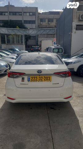 טויוטה קורולה