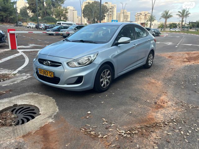 יונדאי אקסנט i25