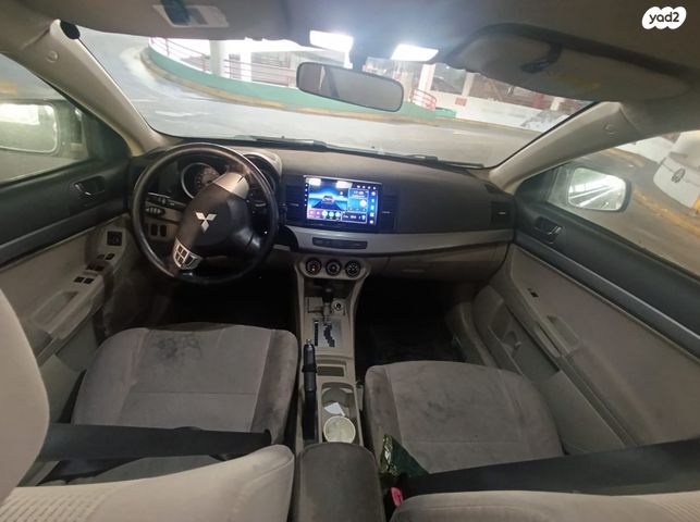 מיצובישי לנסר