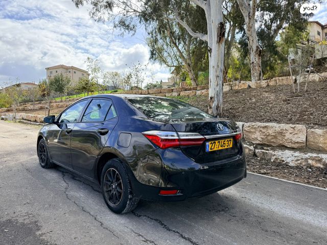 טויוטה קורולה